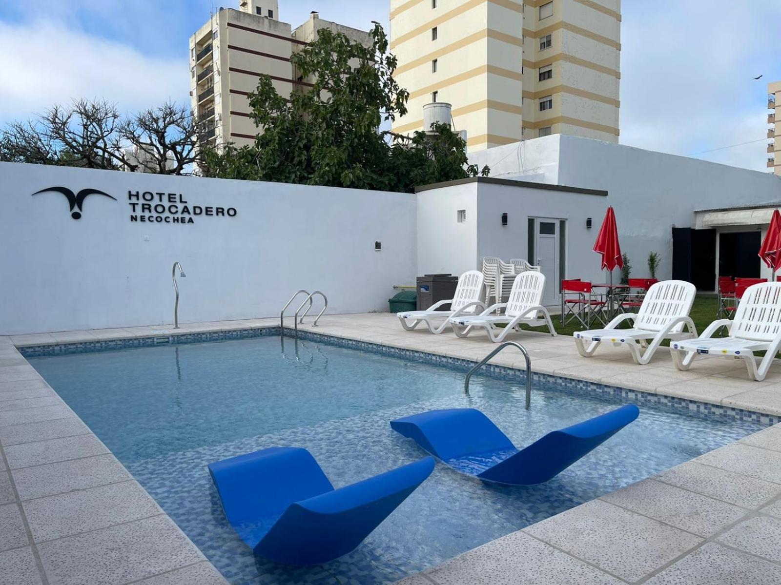 Hotel Trocadero 内科切阿 外观 照片